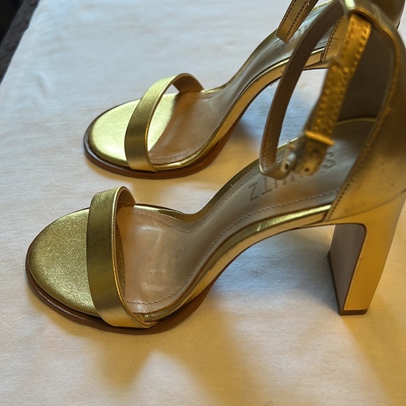 Schutz gold sandals size 6 B - Picture 4 of 8